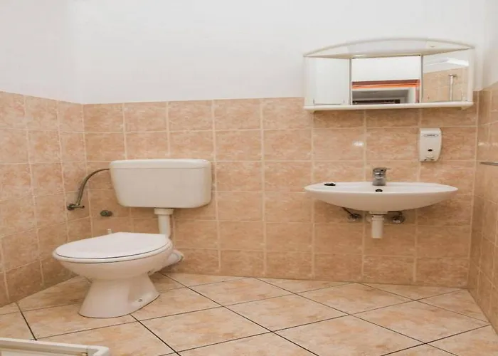 Appartement In Near Gaj Brodarica (Sibenik-Knin)