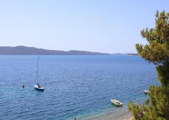 Appartement In Near Gaj Brodarica (Sibenik-Knin)